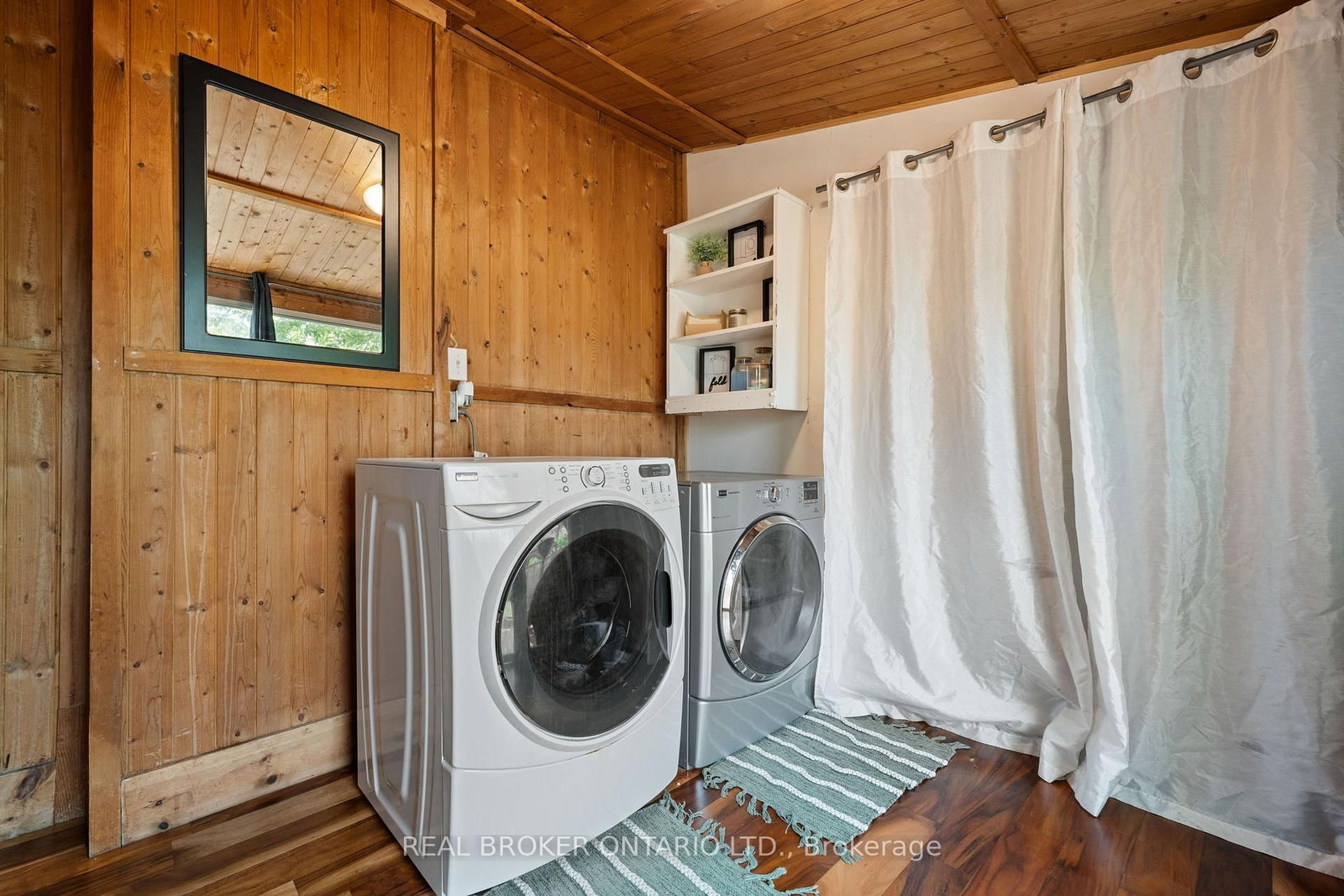 30 DUNDAS Street • Brantford, ON photo 13
