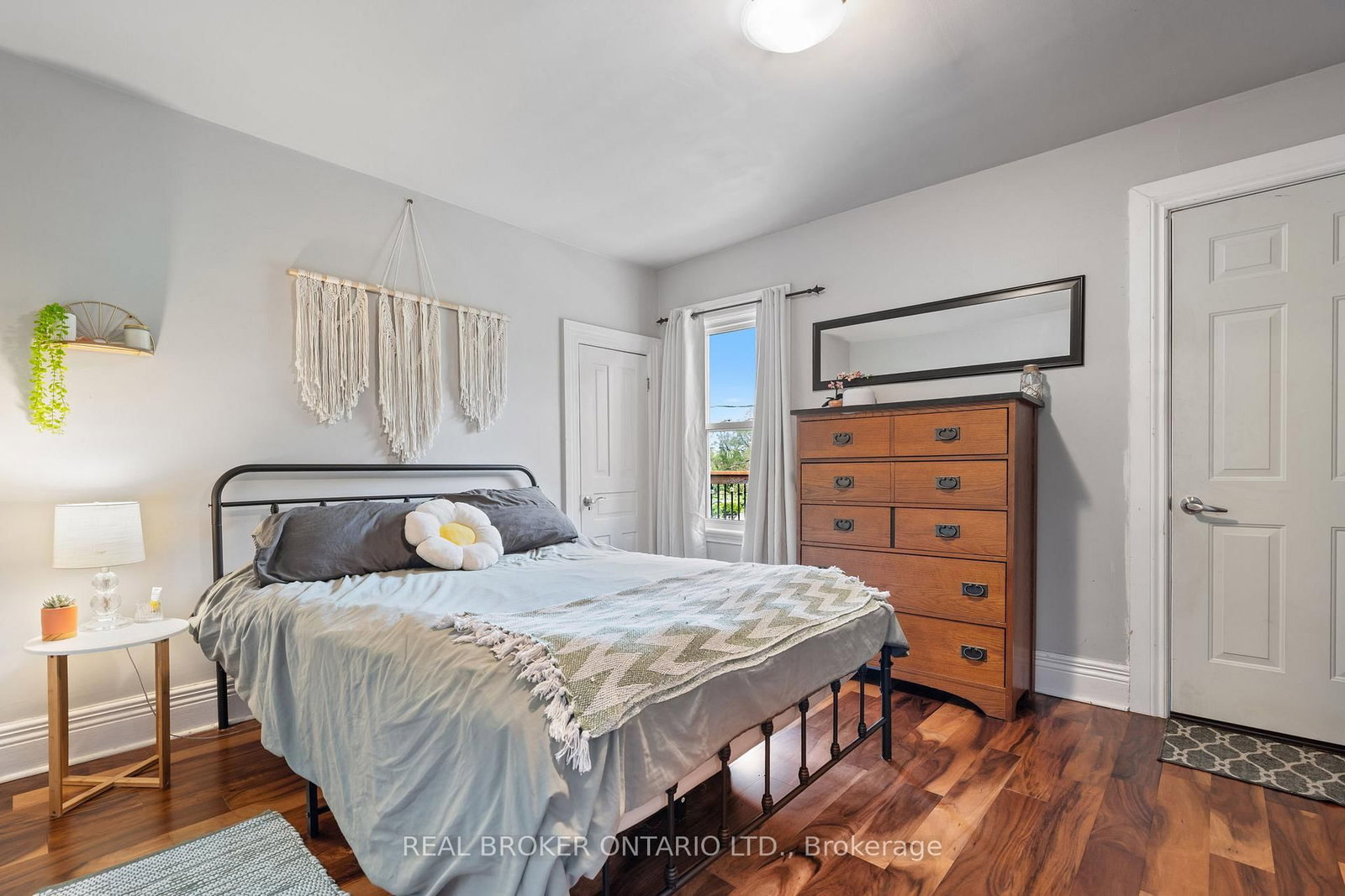 30 DUNDAS Street • Brantford, ON photo 18