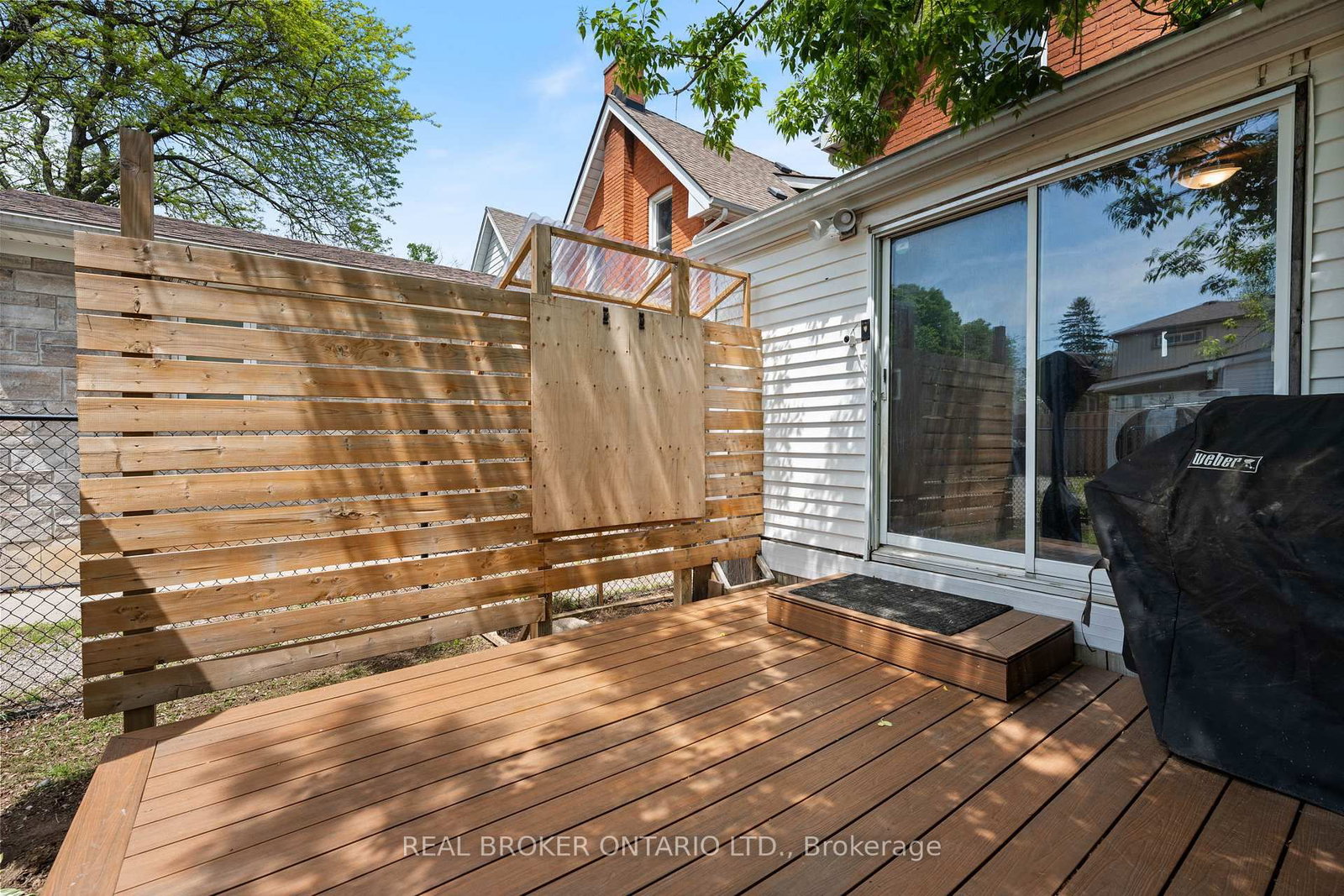 30 DUNDAS Street • Brantford, ON photo 21