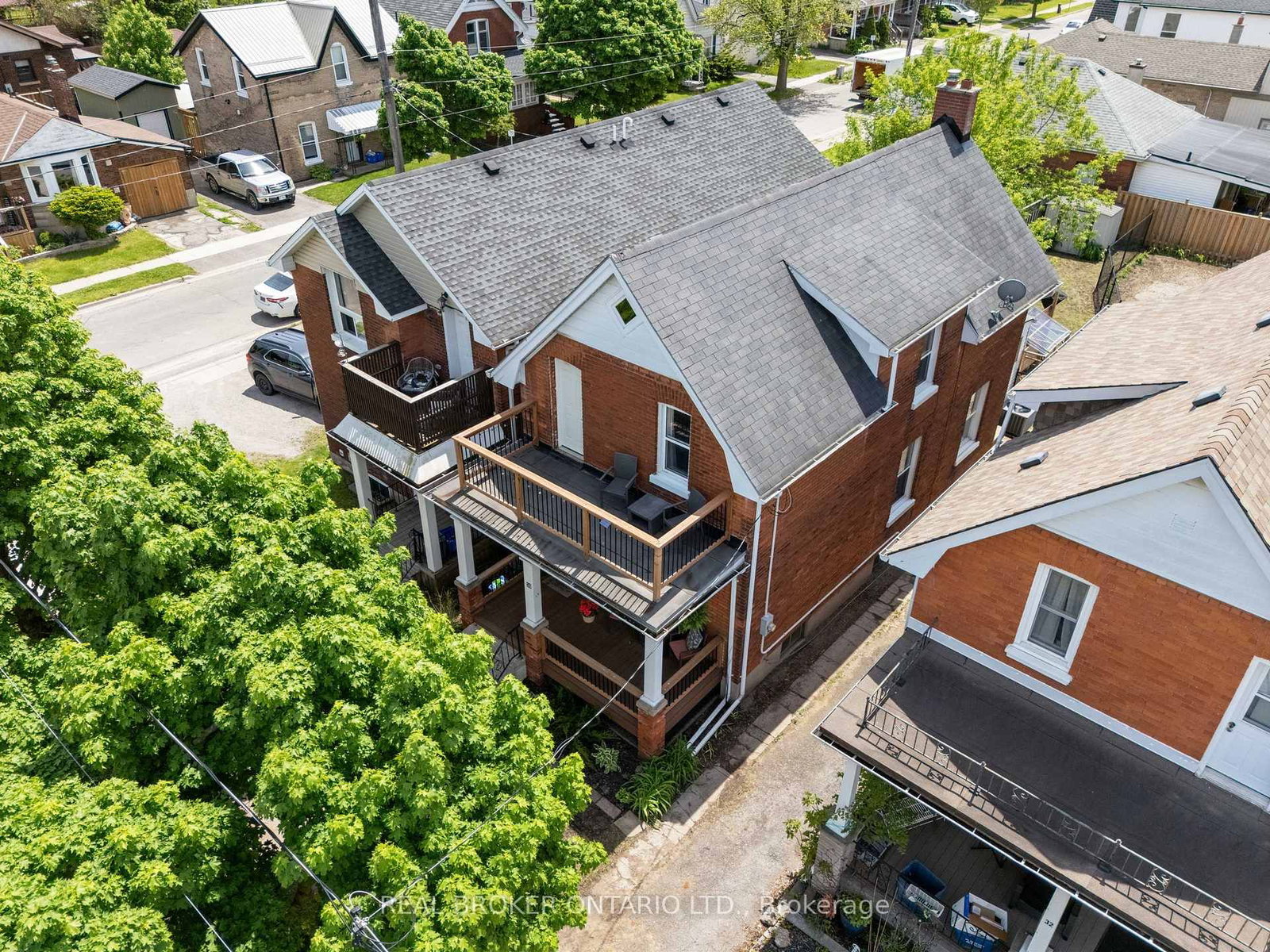 30 DUNDAS Street • Brantford, ON photo 25
