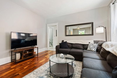 30 DUNDAS Street • Brantford, ON photo 6