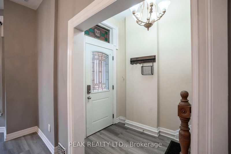 127 East Avenue S