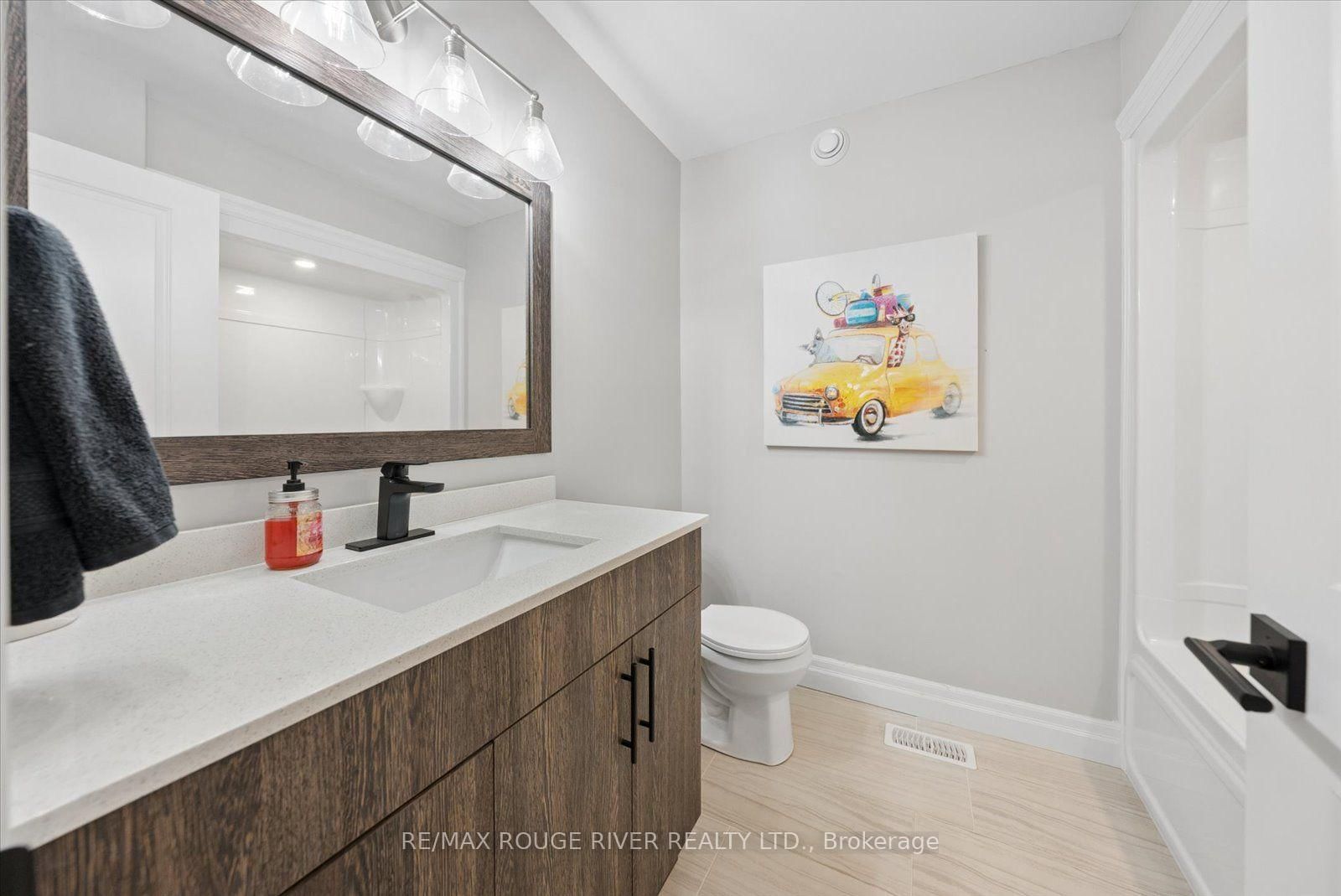 25 Ambrosia Terrace • Quinte West, ON photo 23