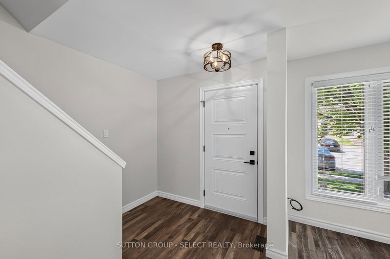 8 - 925 Lawson Road
