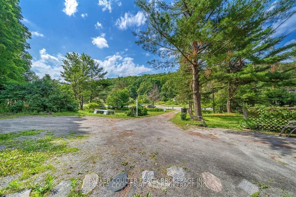 1291 Muskoka Rd 118 W • Bracebridge, ON photo 25