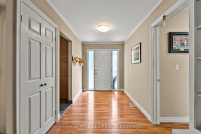 16 DUMFRIES Street • Niagara-on-the-Lake, ON photo 5