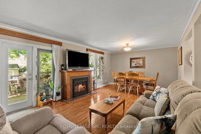 16 DUMFRIES Street • Niagara-on-the-Lake, ON photo 8