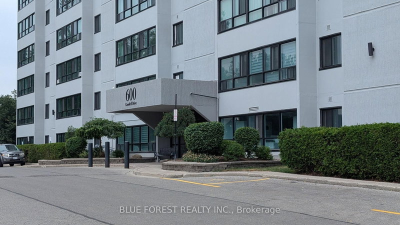 212 - 600 Grenfell Drive