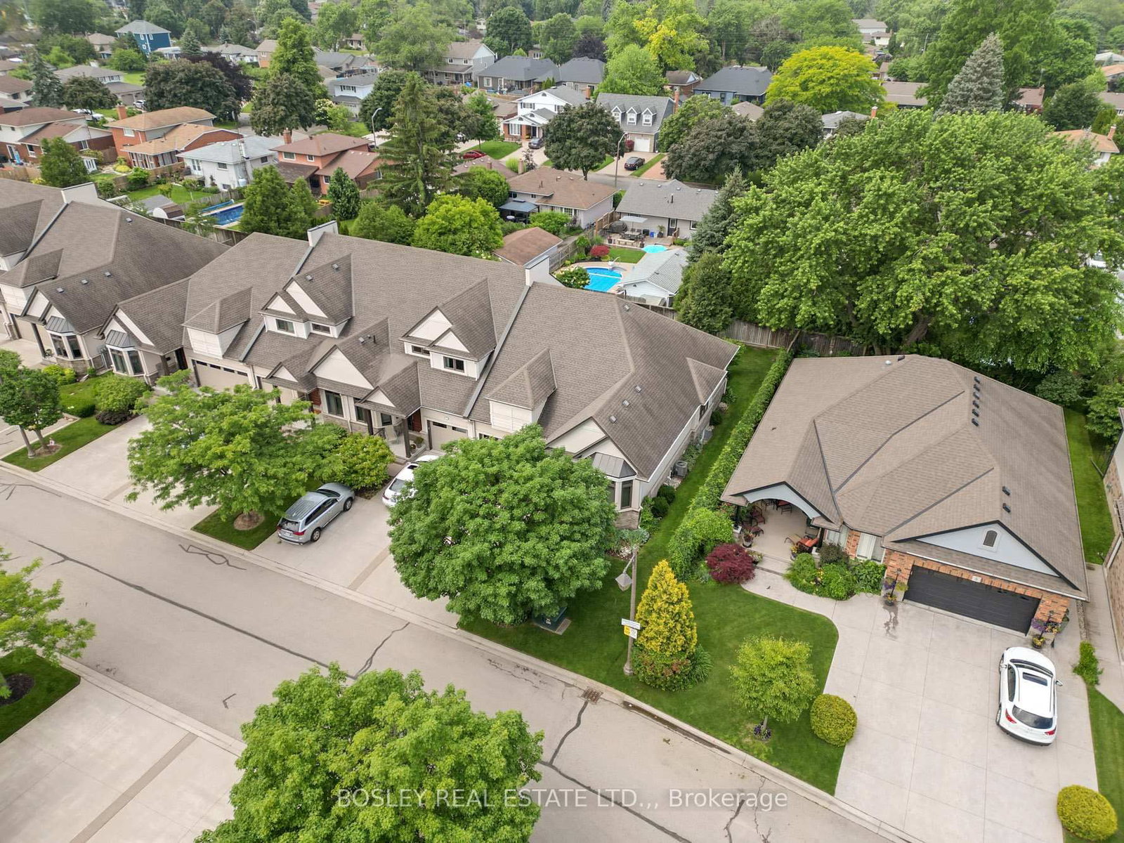 1 Emerald Common • St. Catharines, ON photo 37