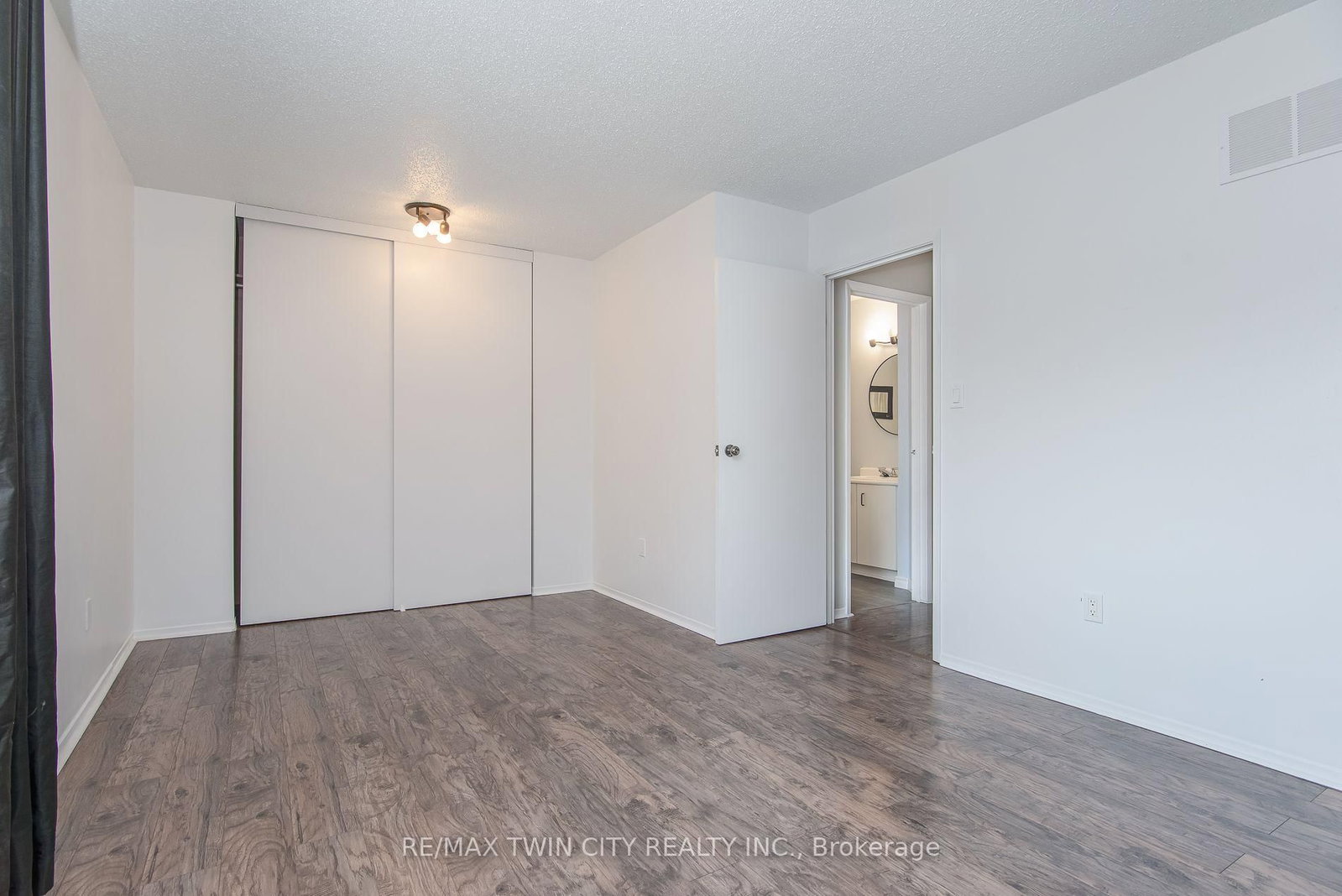 125 Sekura Crescent • #13 • Cambridge, ON photo 30