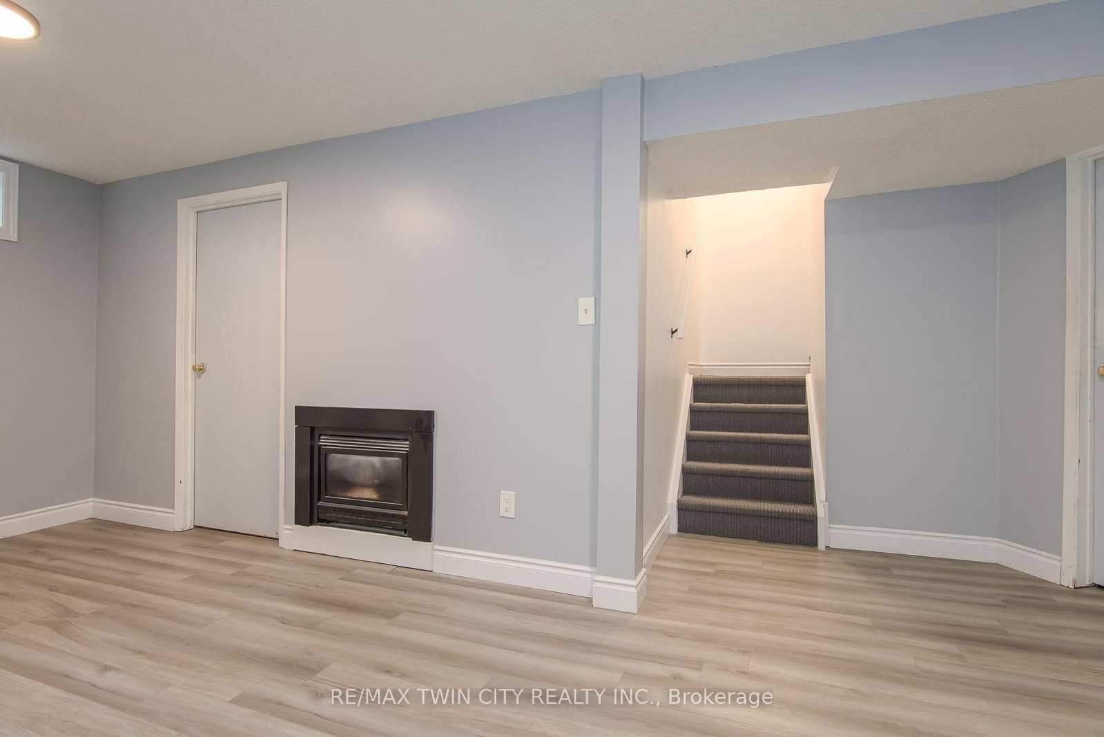 125 Sekura Crescent • #13 • Cambridge, ON photo 38