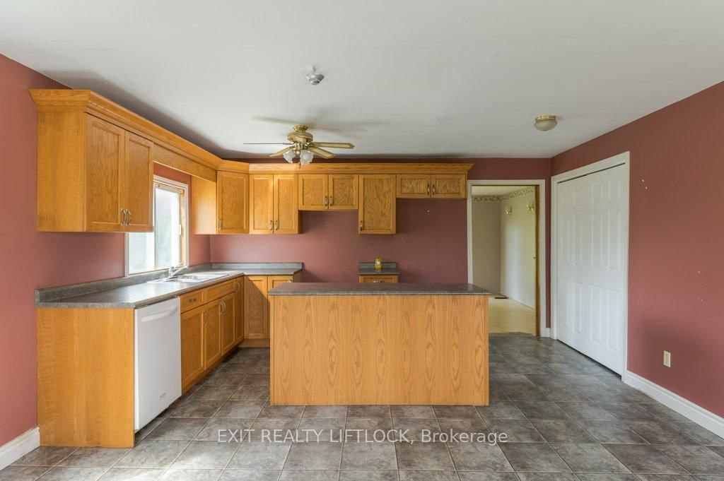 194 County Rd 10 • Cavan Monaghan, ON photo 8