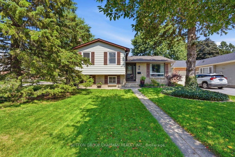 99 Inverary Crescent