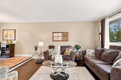 99 Inverary Crescent • London North, ON photo 6