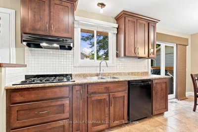 99 Inverary Crescent • London North, ON photo 9