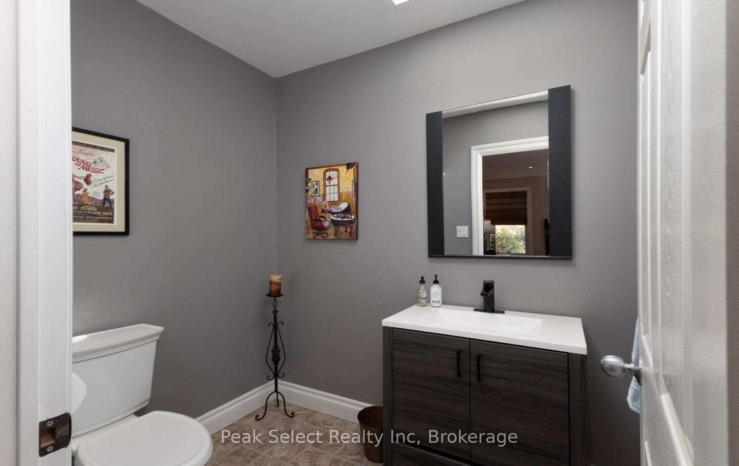 318 Elizabeth Street • St. Marys, ON photo 20