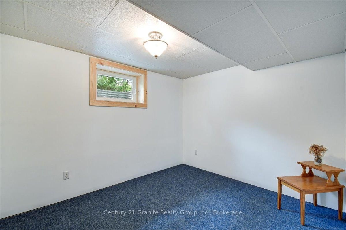 66 Hastings Street S • Bancroft, ON photo 24
