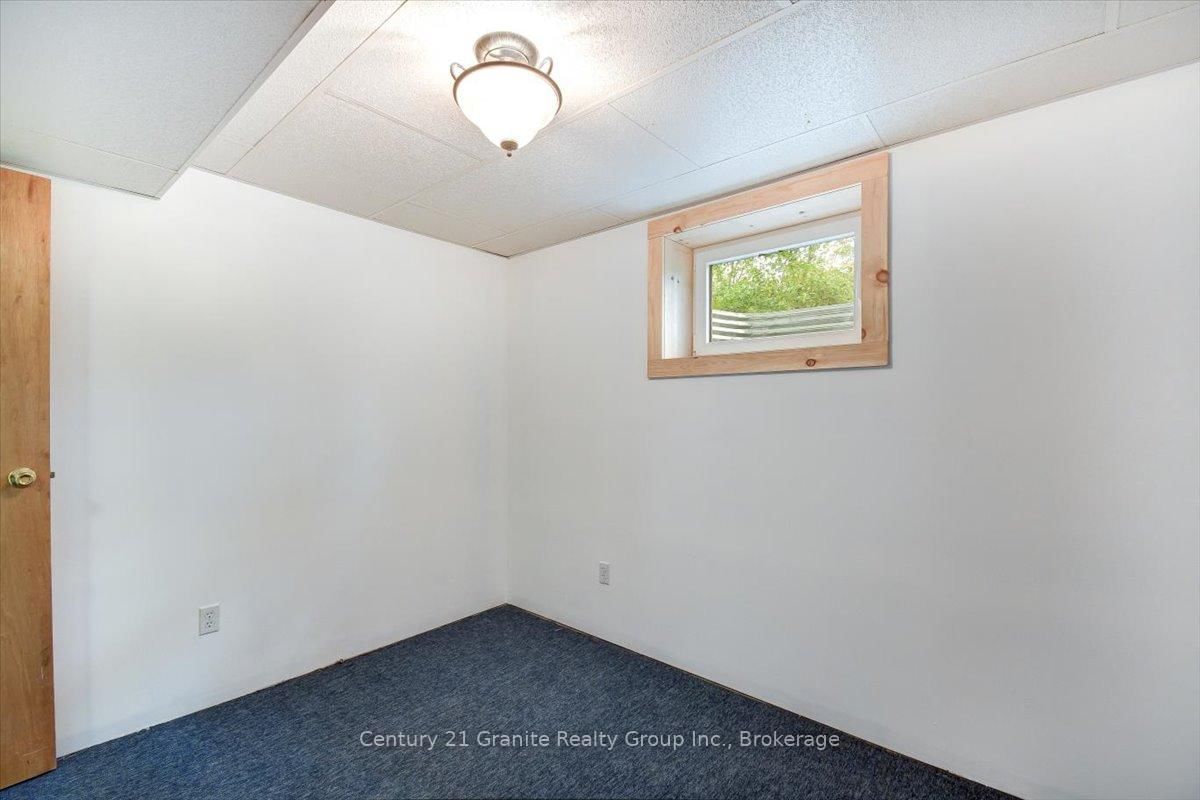 66 Hastings Street S • Bancroft, ON photo 25