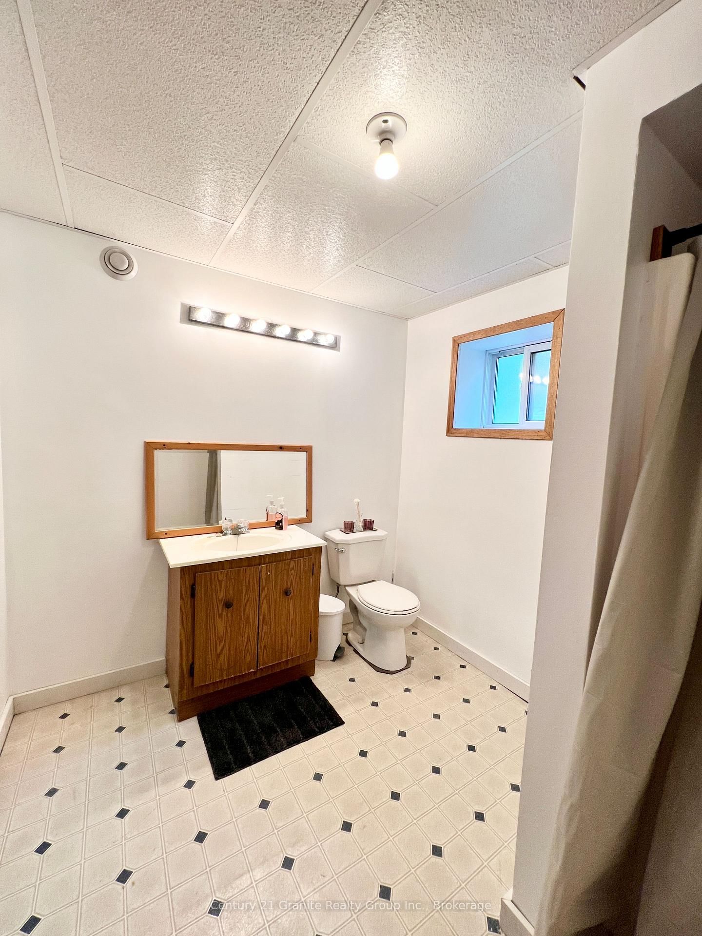 66 Hastings Street S • Bancroft, ON photo 36