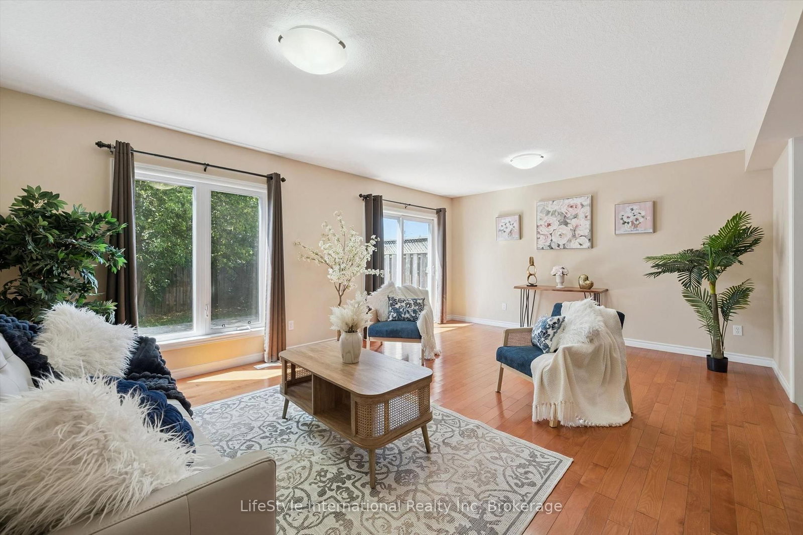 47 HASLER Crescent • Guelph, ON photo 9