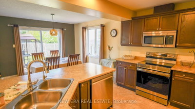 932 Grenfell Drive • London North, ON photo 8