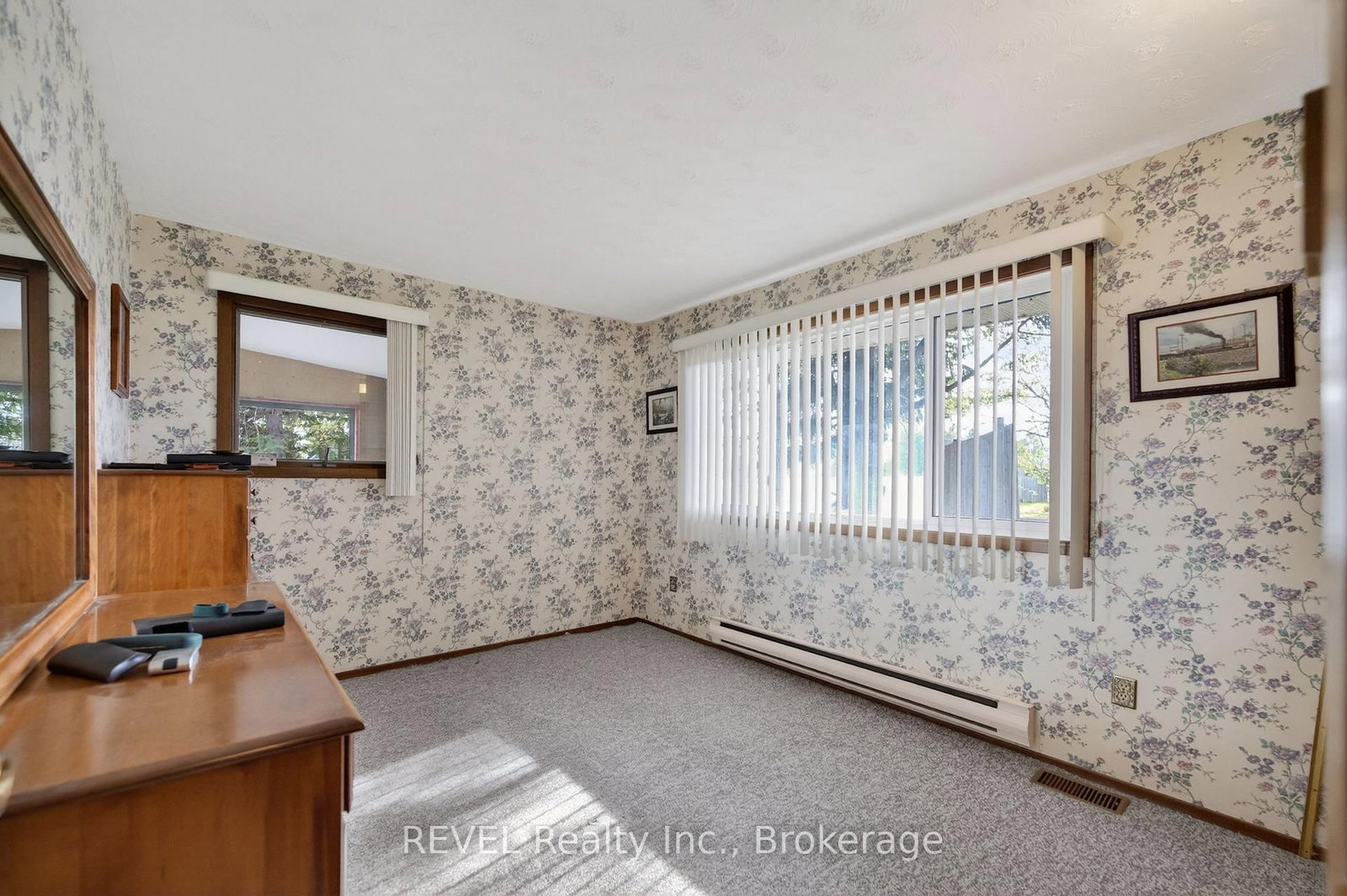 2010 Hansler Street • Pelham, ON photo 20