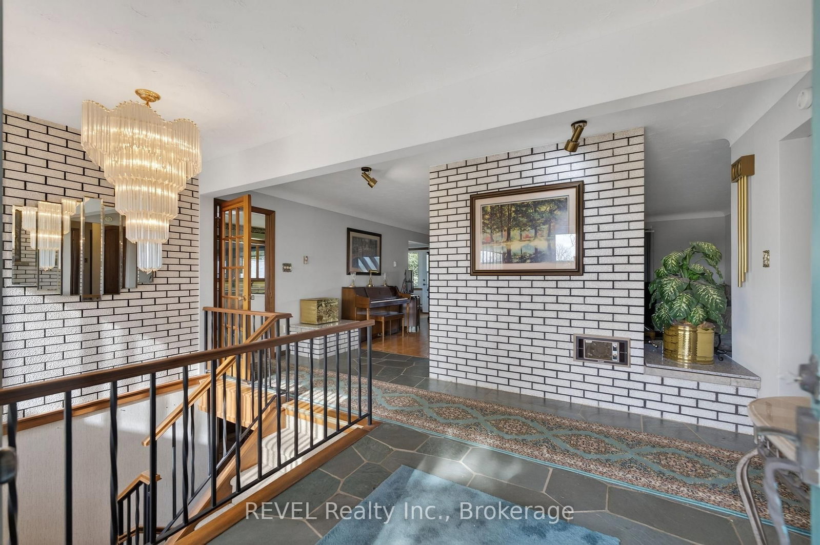 2010 Hansler Street • Pelham, ON photo 23