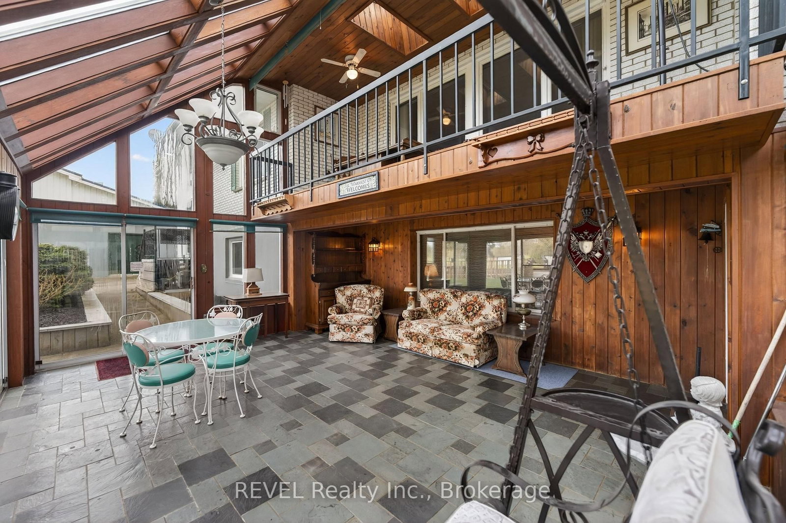 2010 Hansler Street • Pelham, ON photo 30