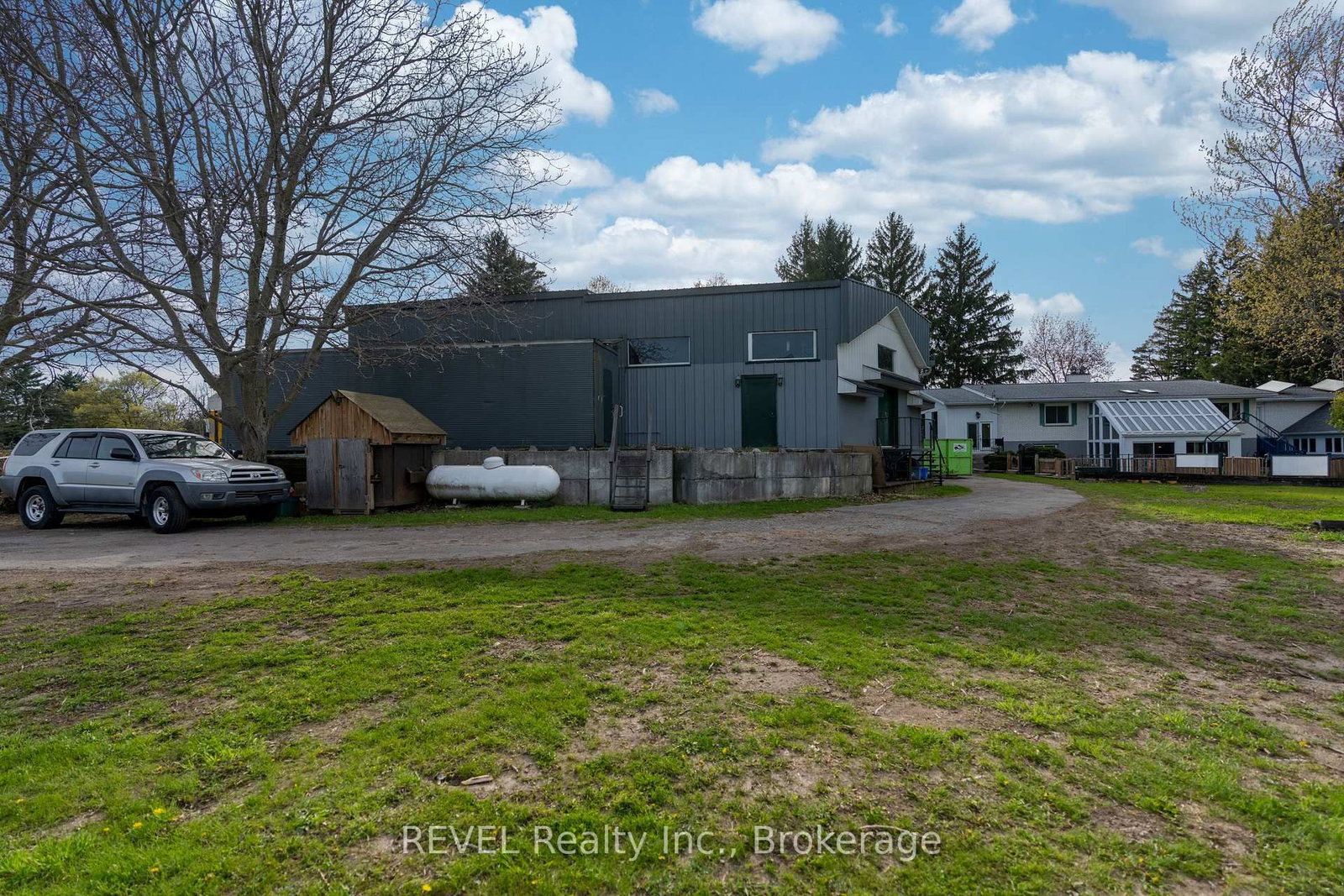 2010 Hansler Street • Pelham, ON photo 38