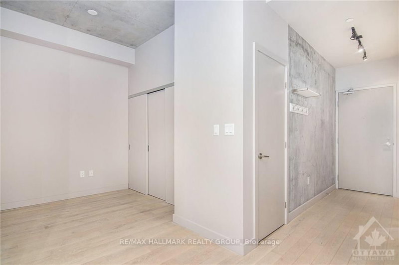 404 - 224 LYON Street