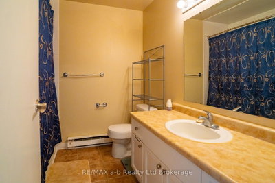 10 Dufferin Street • #1 • Norwich, ON photo 8