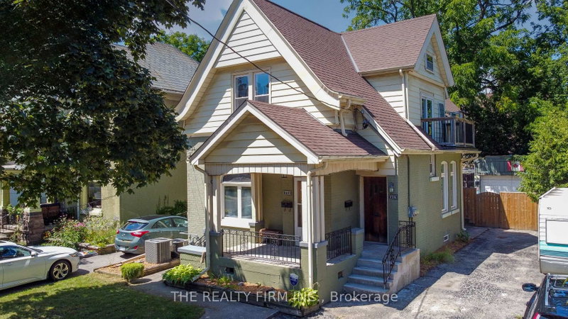 772-774 Queens Avenue