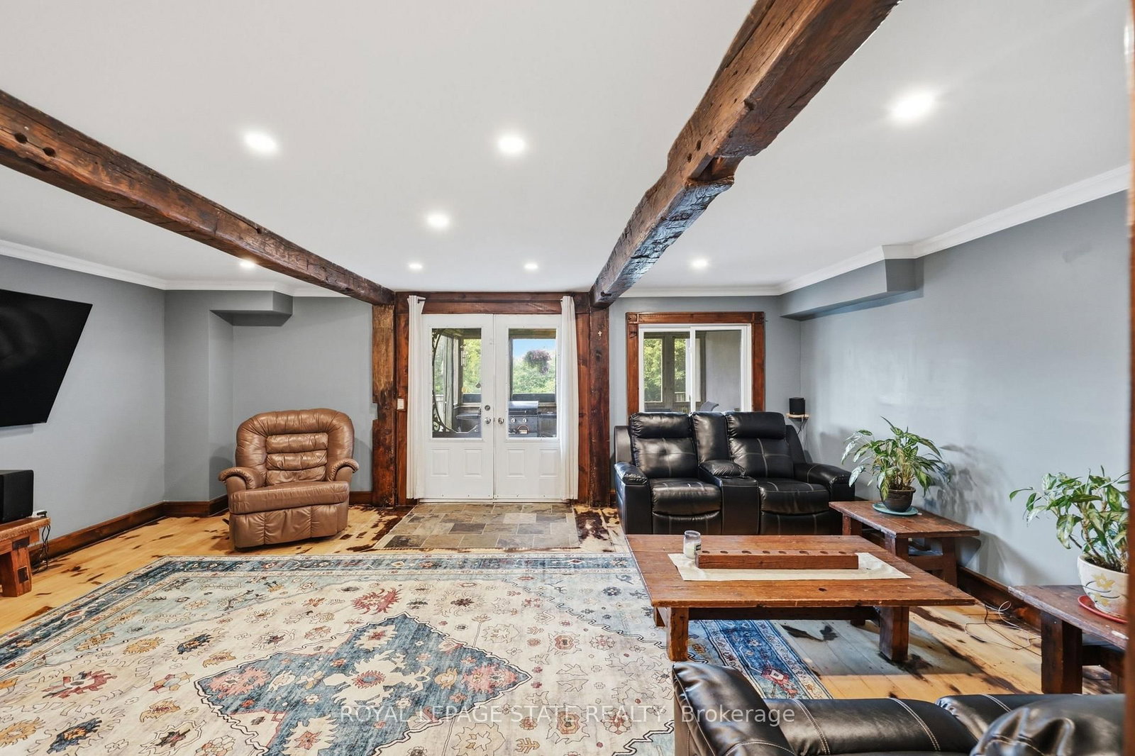 97 Smith Road • Hamilton, ON photo 24