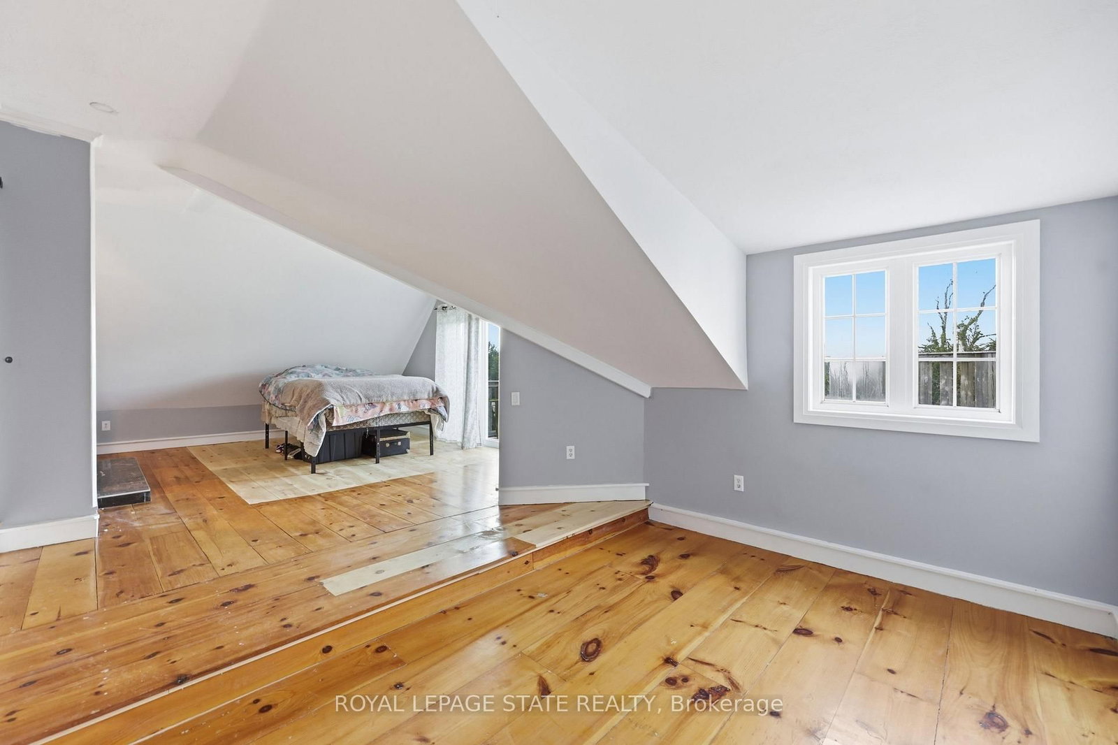97 Smith Road • Hamilton, ON photo 29
