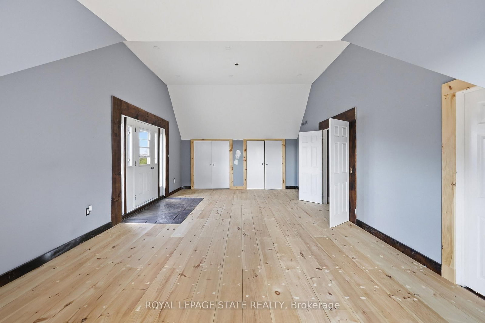 97 Smith Road • Hamilton, ON photo 40