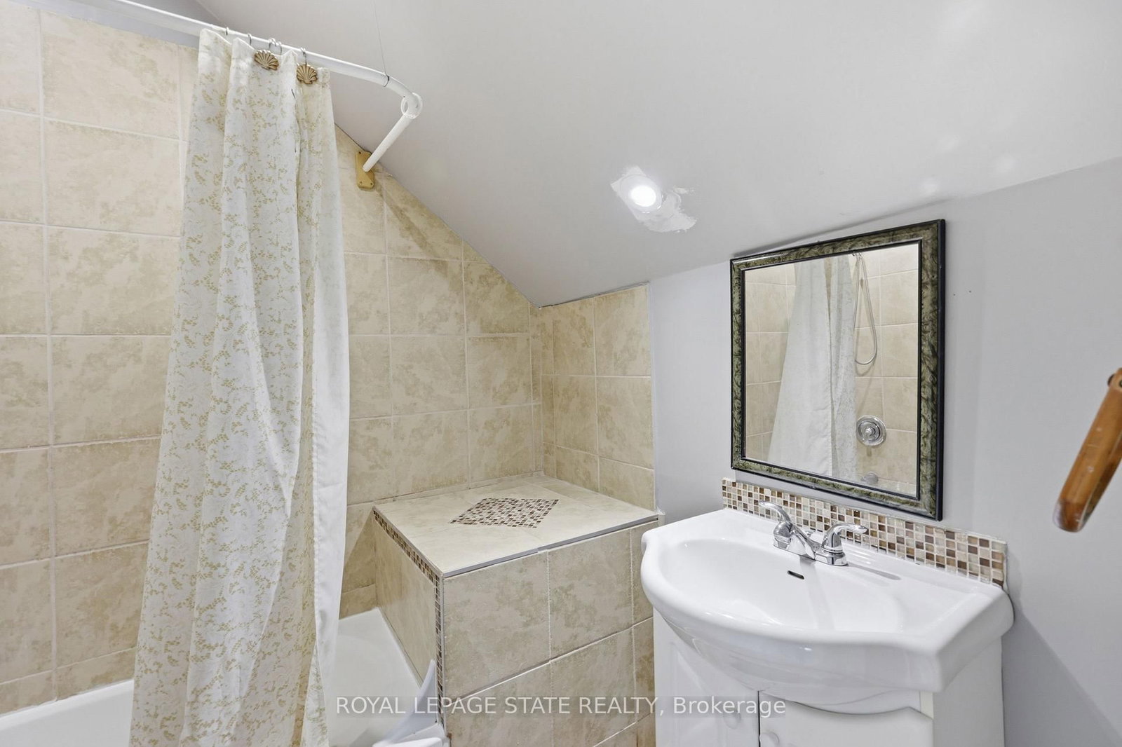 97 Smith Road • Hamilton, ON photo 41