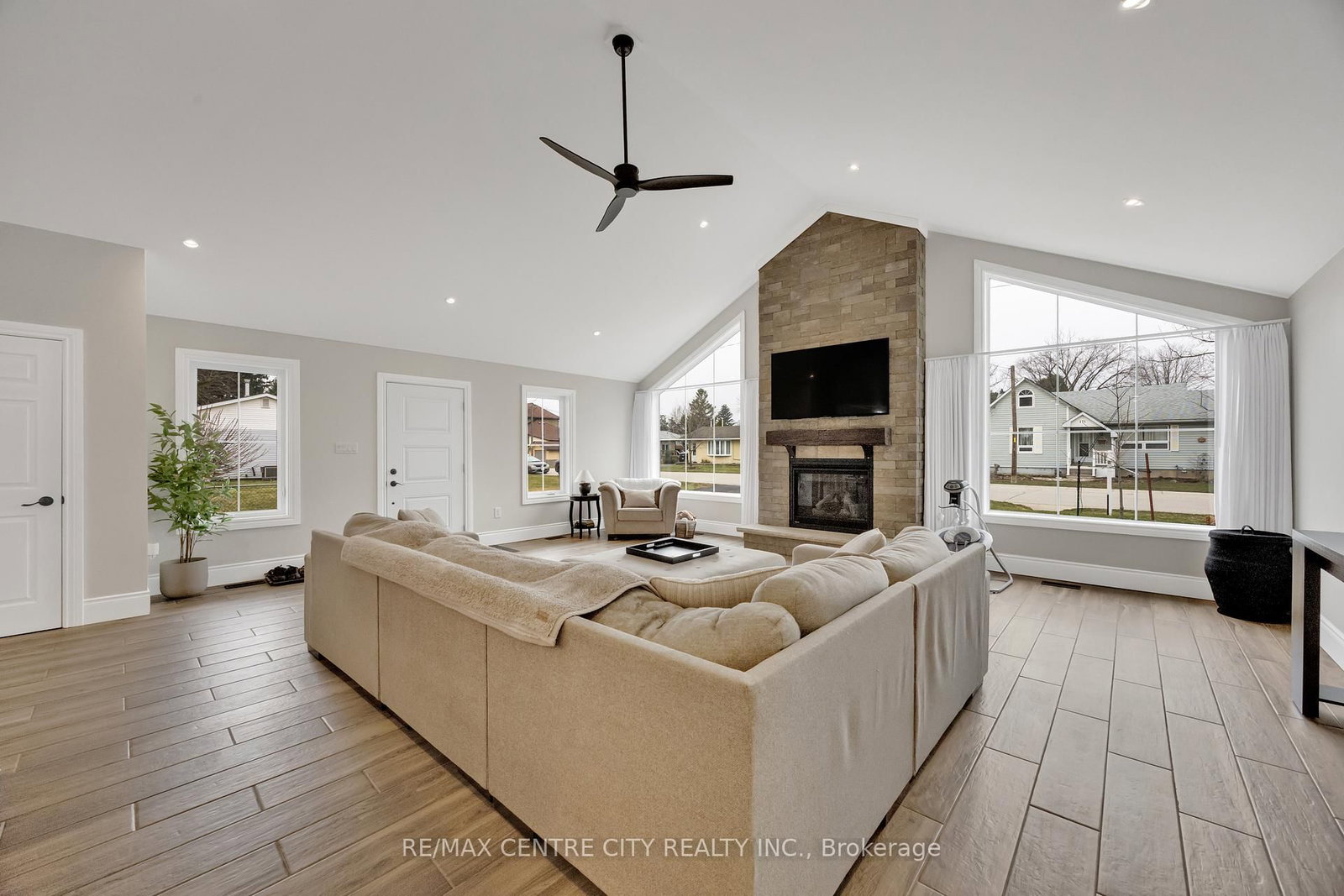 174 Ridge Street • Dutton/Dunwich, ON photo 16