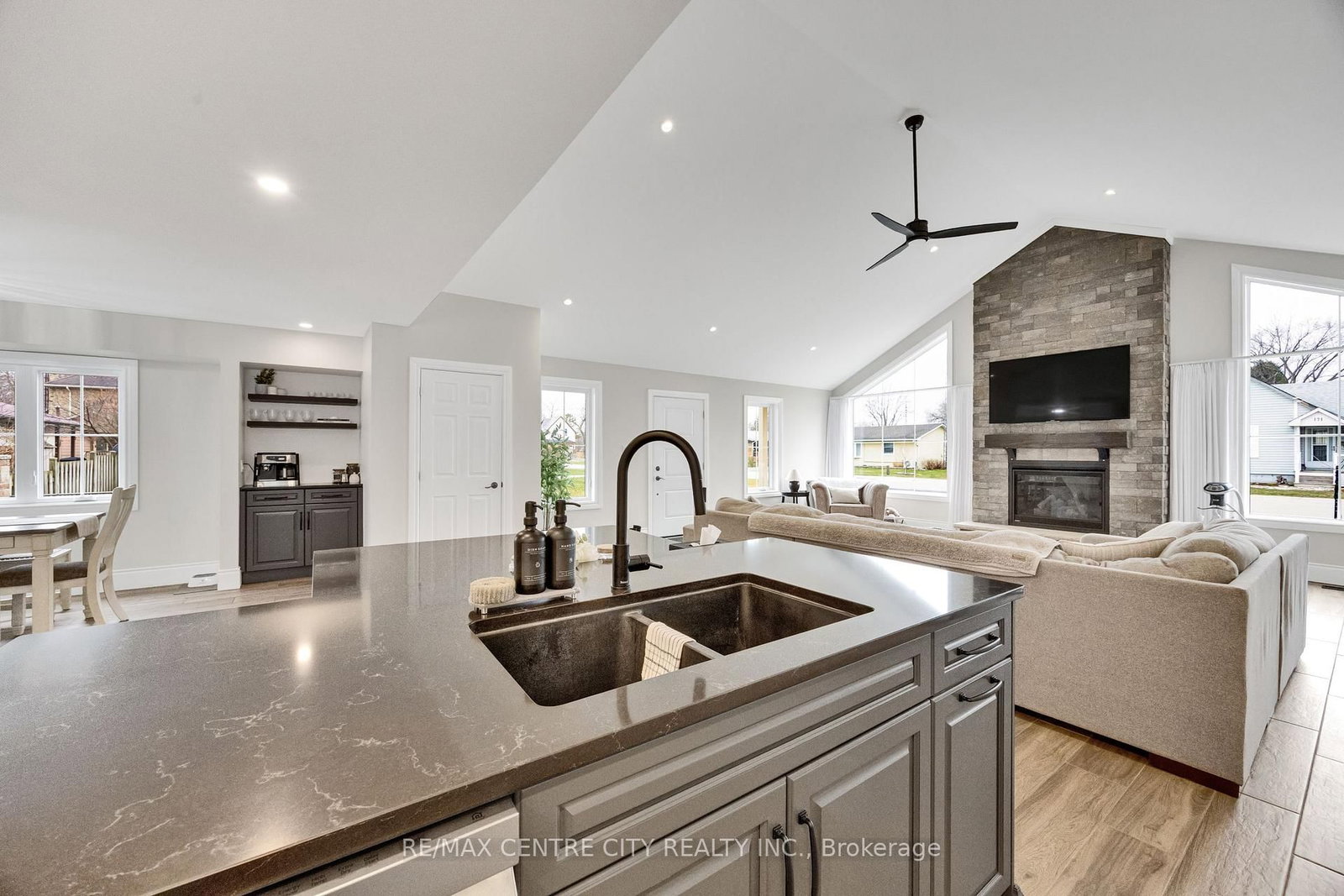 174 Ridge Street • Dutton/Dunwich, ON photo 17