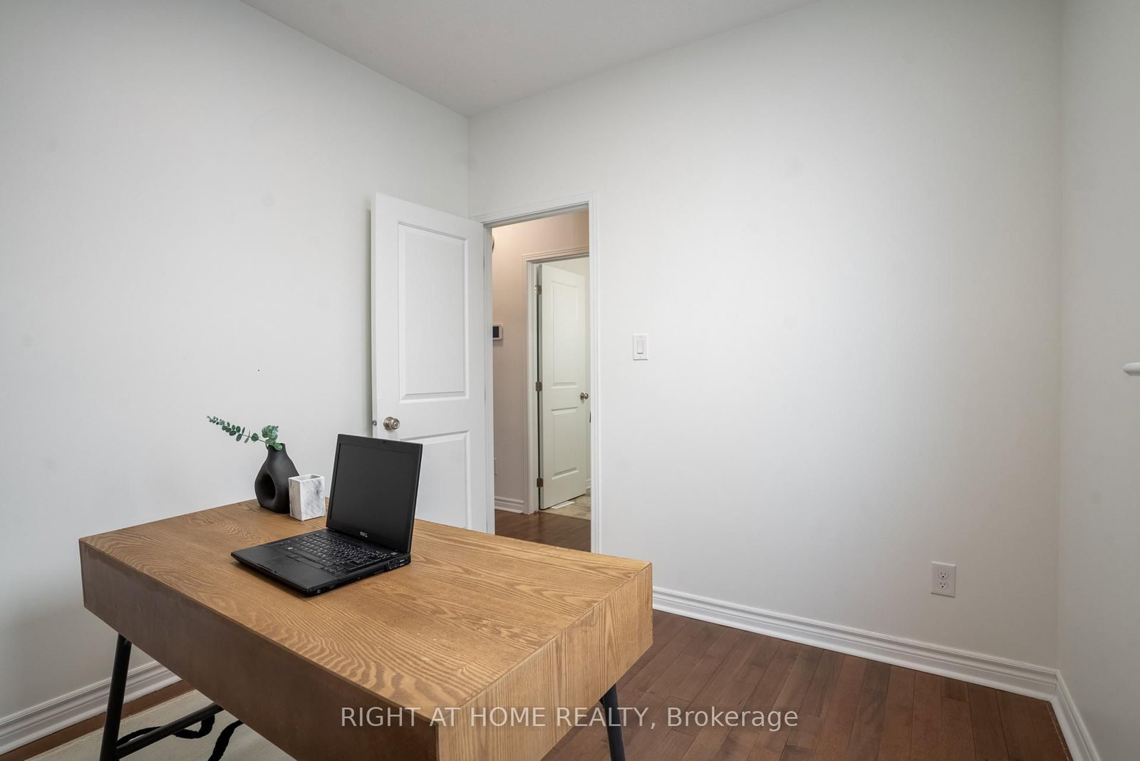 106 Sunita Crescent • Ottawa, ON photo 11