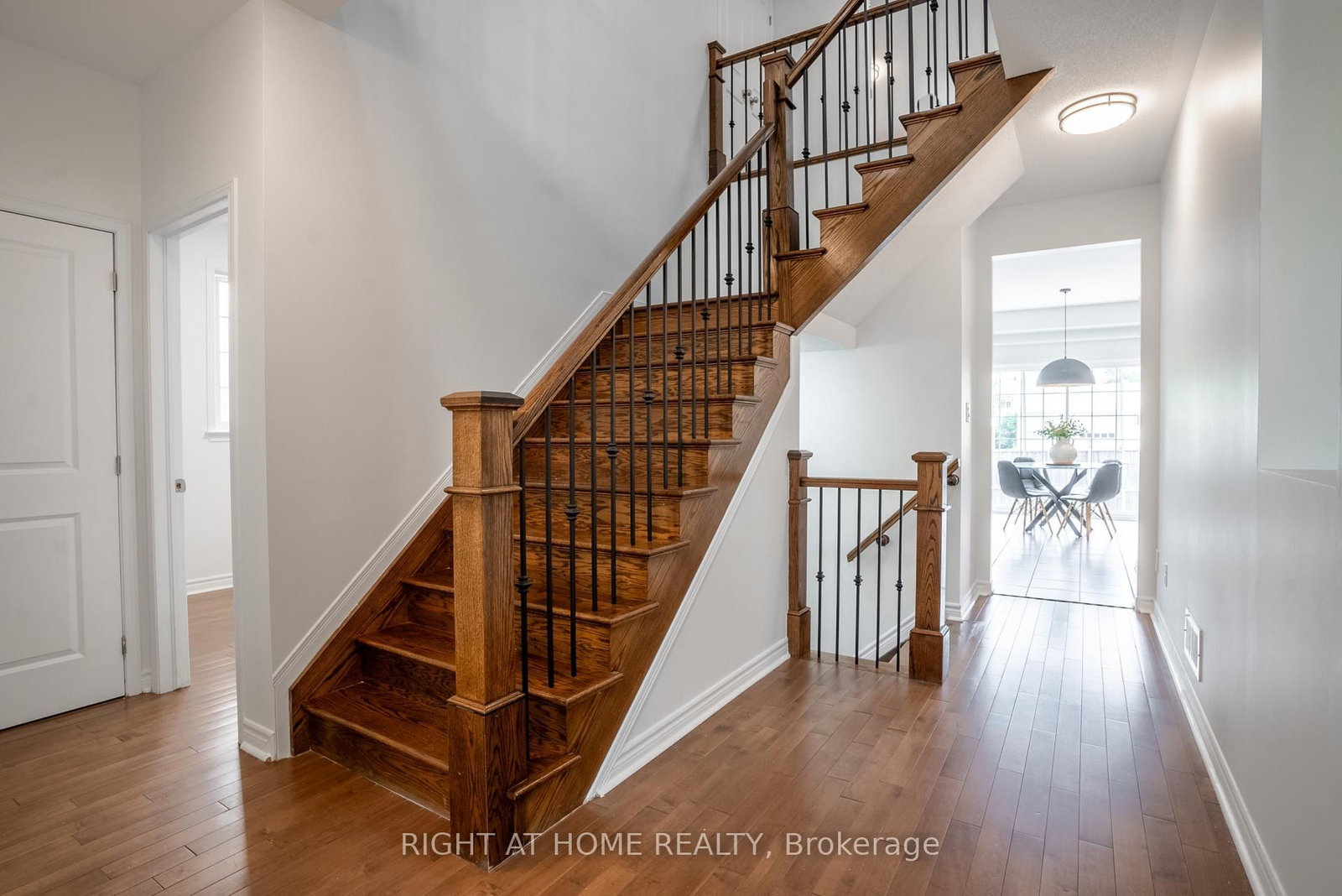 106 Sunita Crescent • Ottawa, ON photo 13