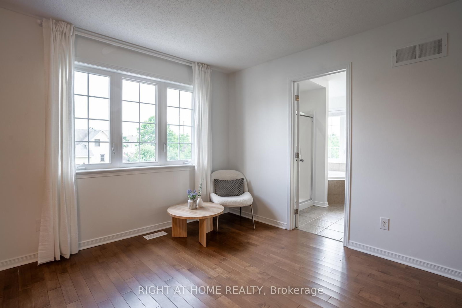 106 Sunita Crescent • Ottawa, ON photo 24
