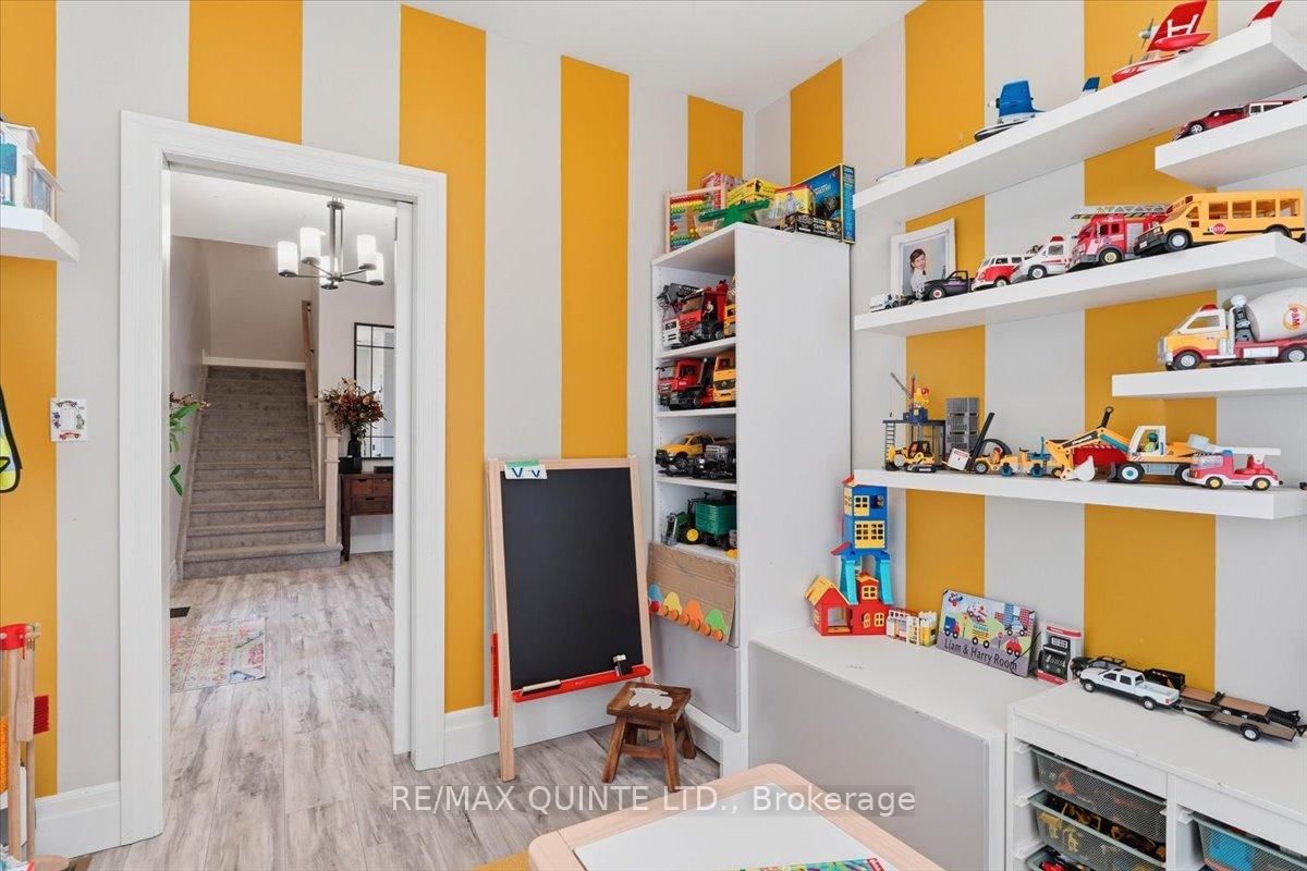5 Allen Street • Prince Edward County, ON photo 18