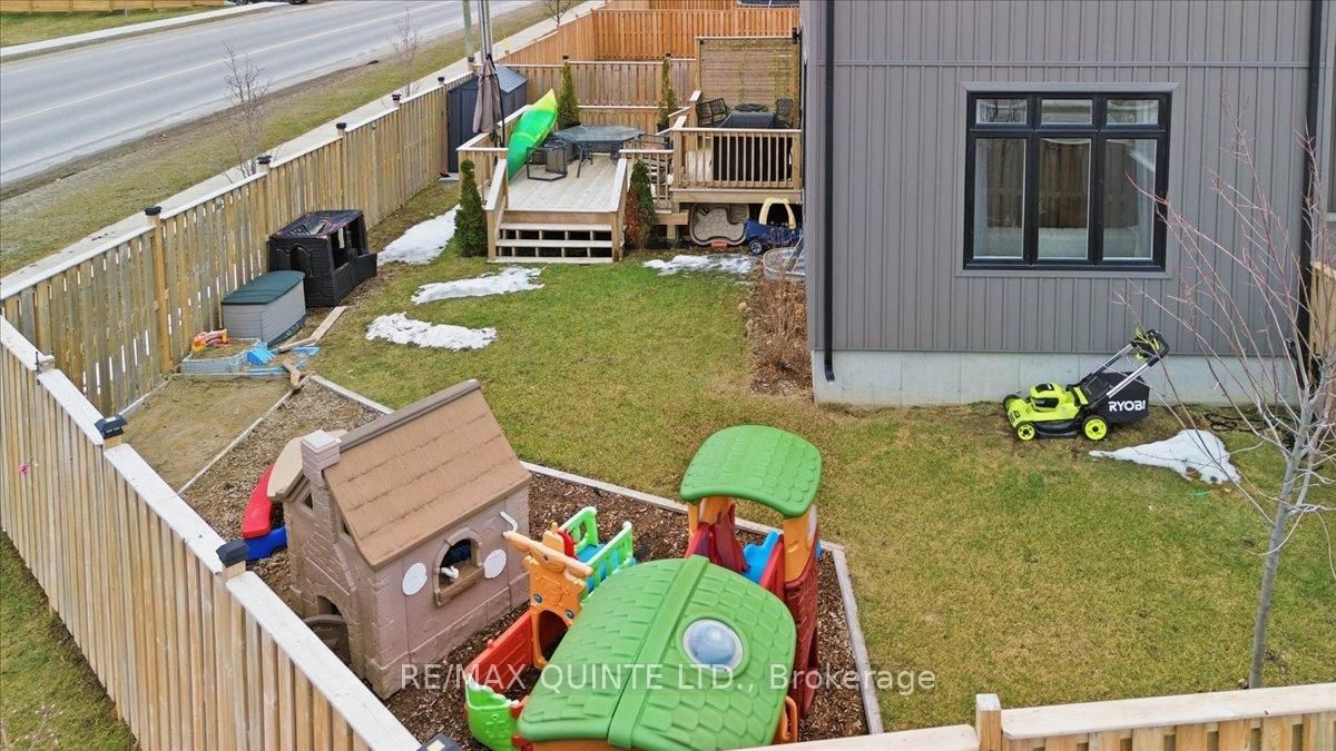 5 Allen Street • Prince Edward County, ON photo 36