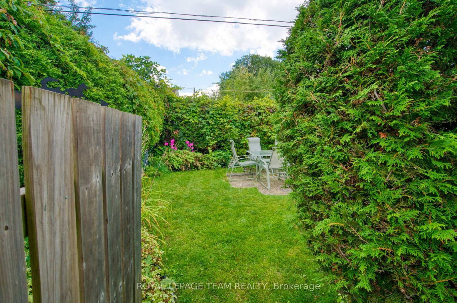 1072 Aldea Avenue • Ottawa, ON photo 25
