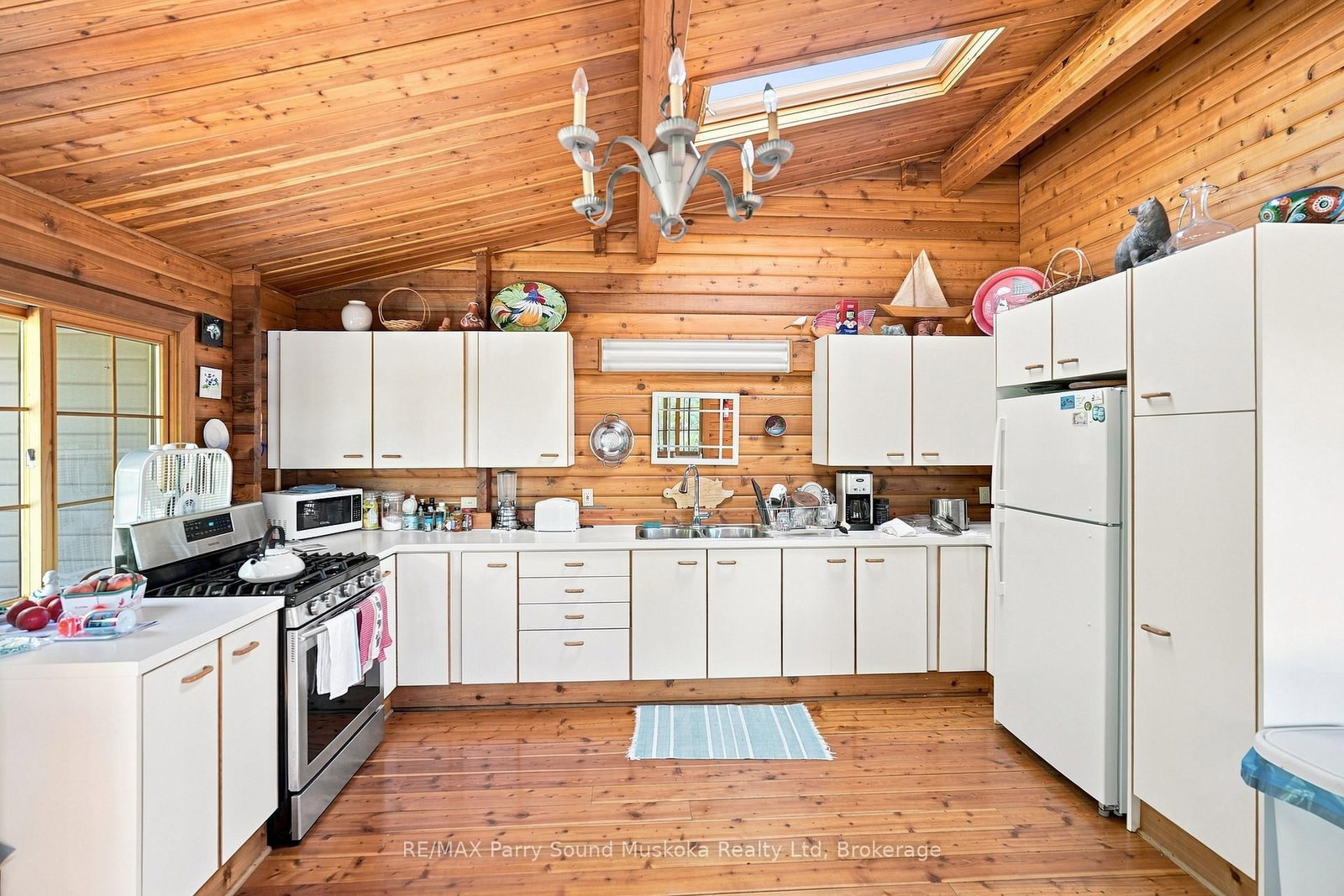 87 Island Island • The Archipelago, ON photo 10