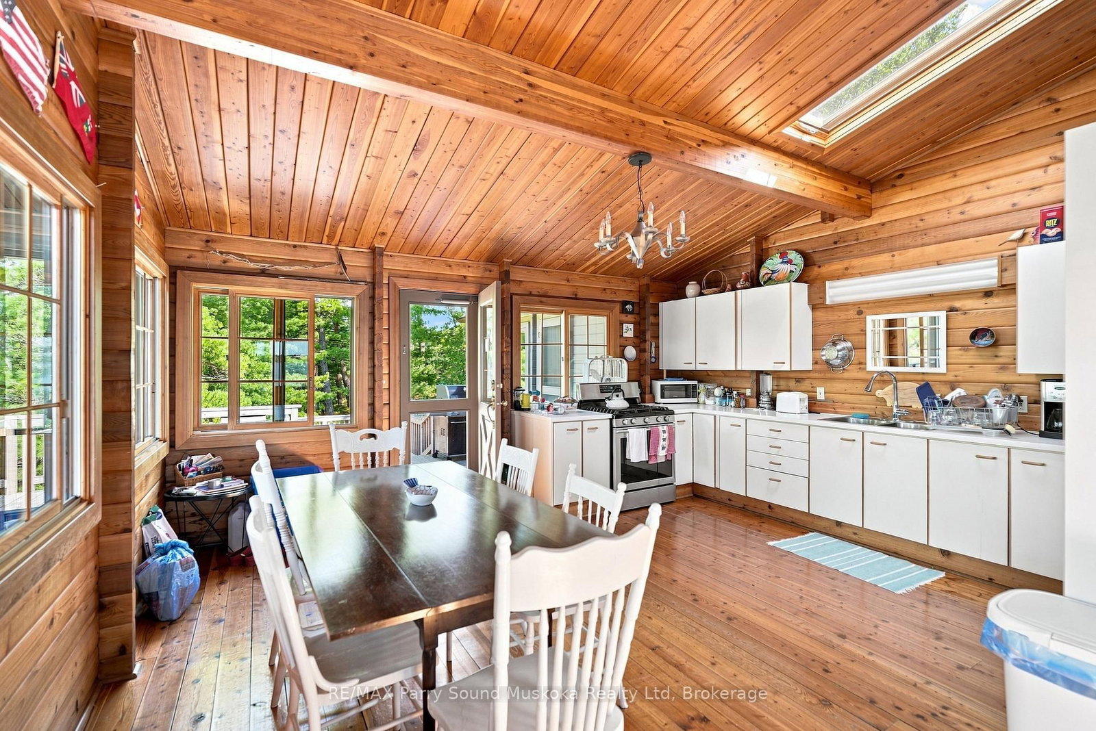 87 Island Island • The Archipelago, ON photo 13