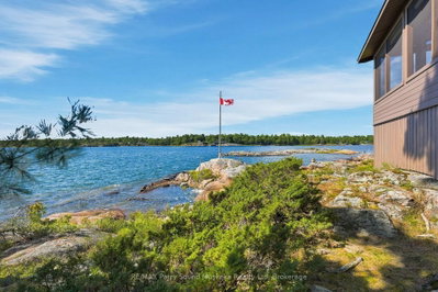 87 Island Island • The Archipelago, ON photo 4