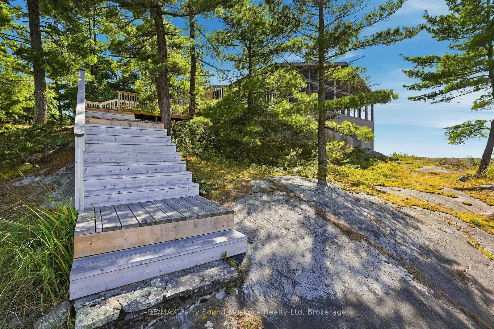 87 Island Island • The Archipelago, ON photo 42
