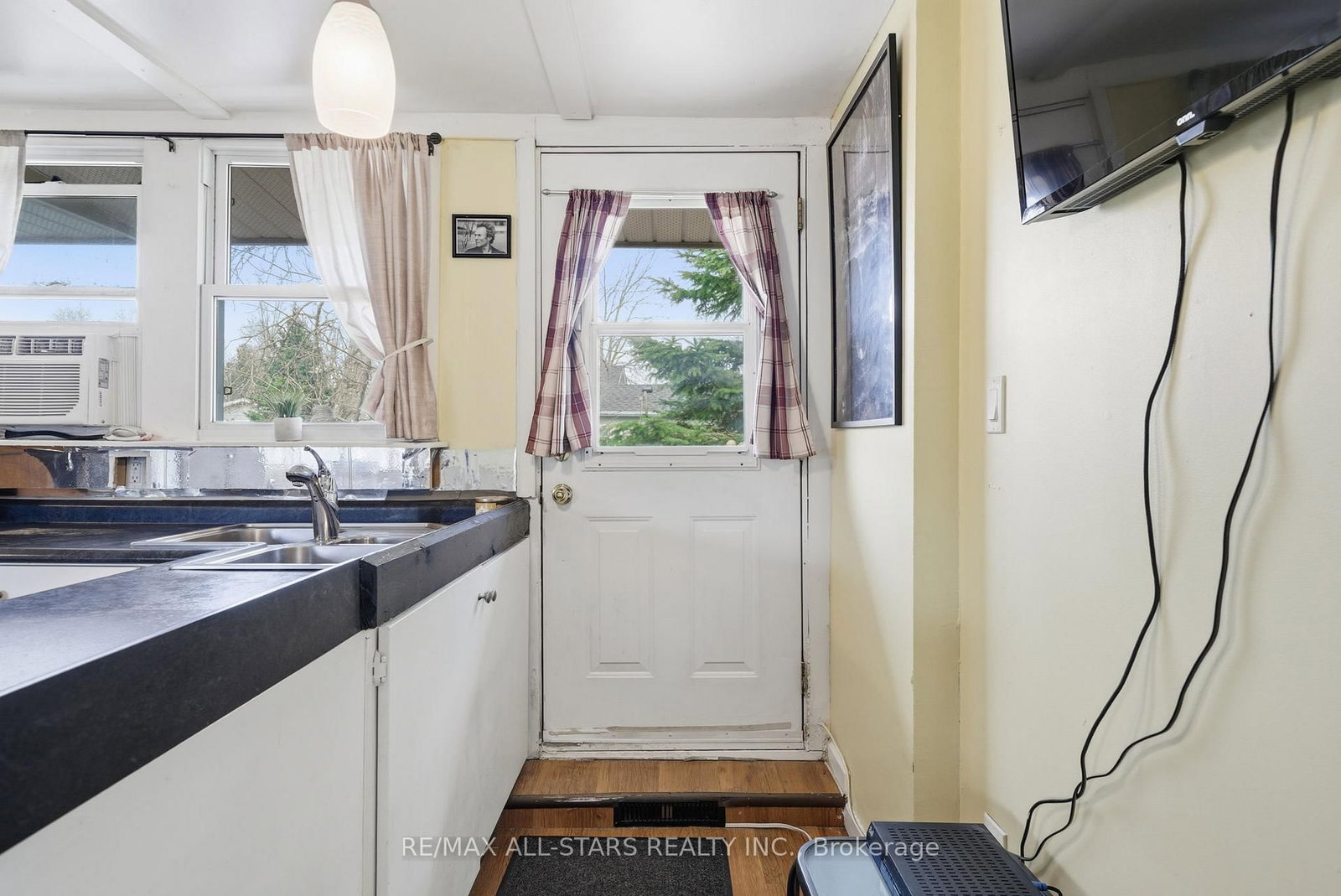 42 Otter Line • Kawartha Lakes, ON photo 10