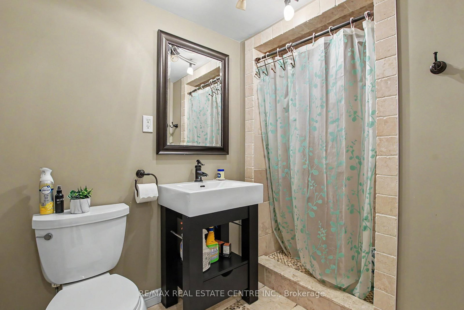 514 Havelock Drive • Waterloo, ON photo 25